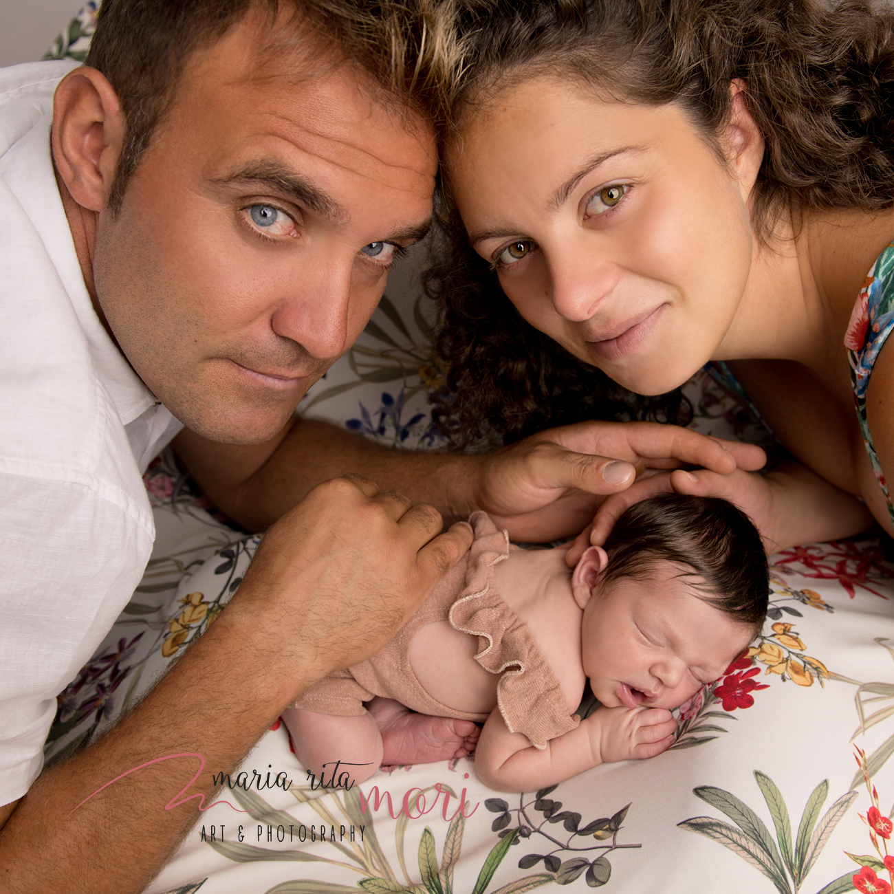 family, famiglia, newborn, neonato, fratello, sorella