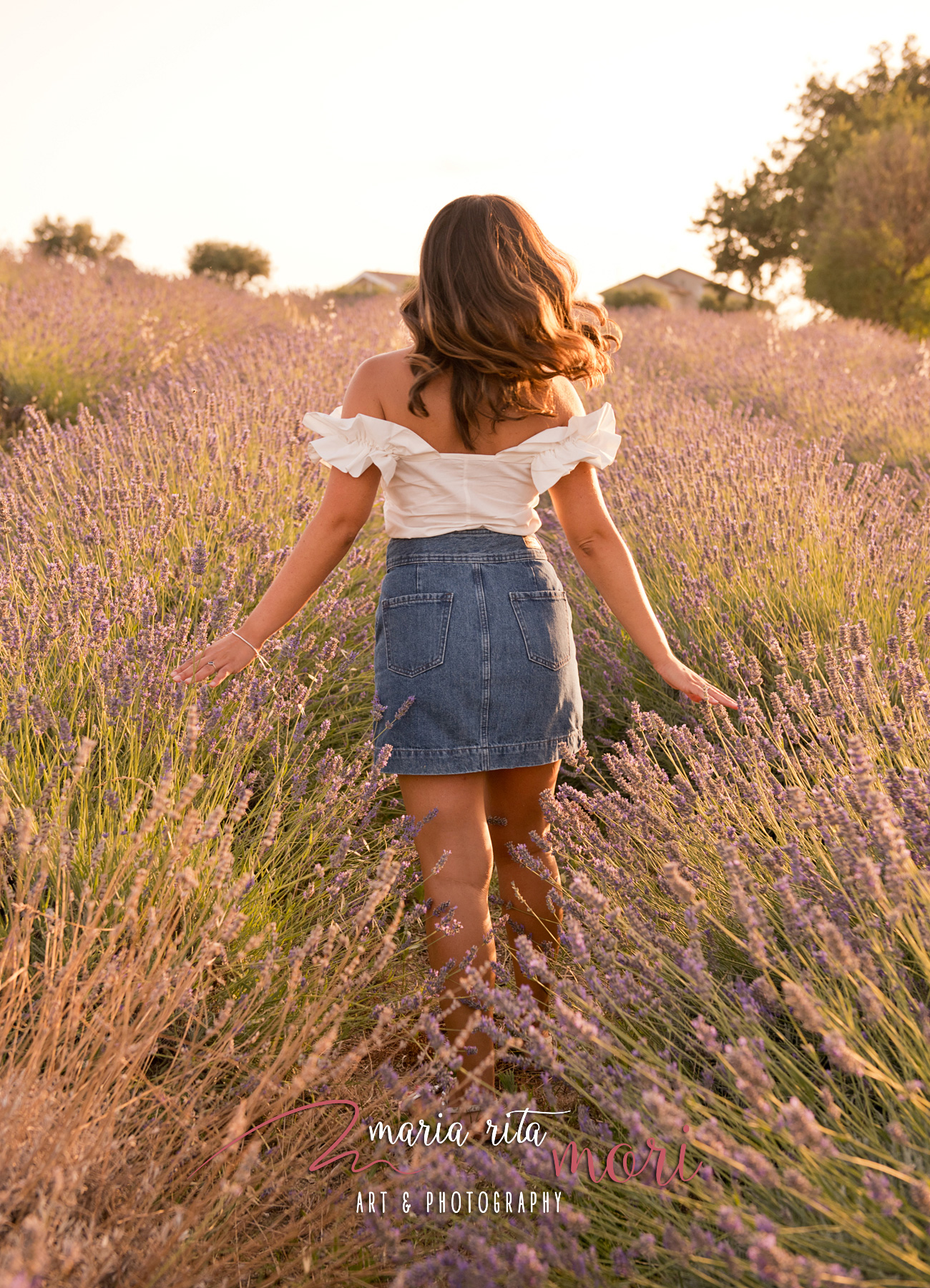 Ragazza Lavanda Marche